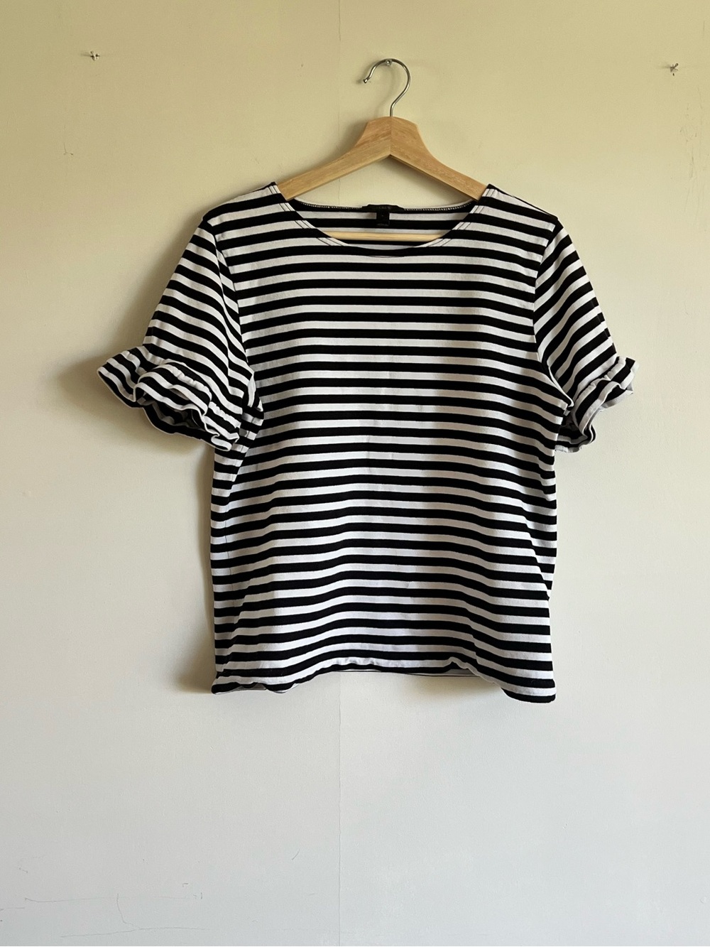 J.Crew Black & White Striped Ruffle Sleeve Top L